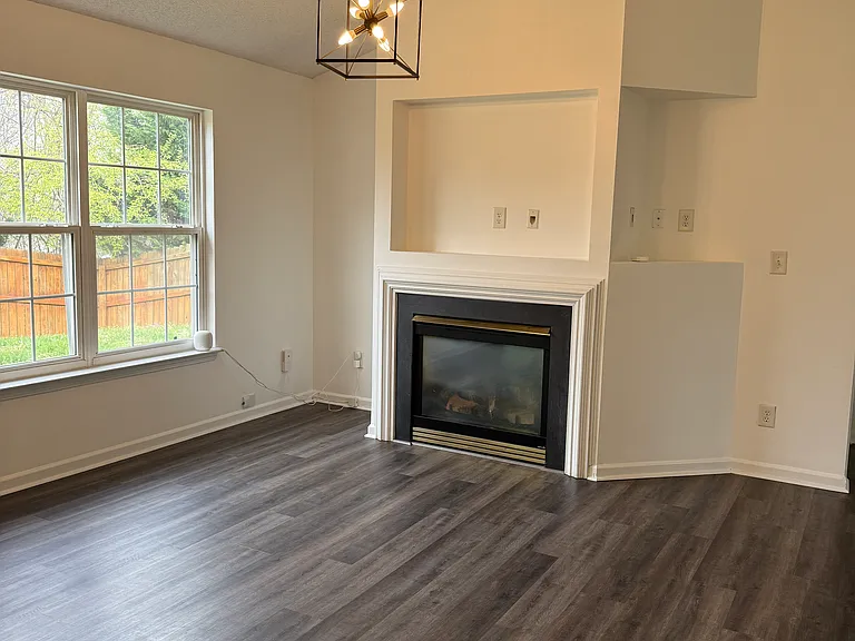 5818 Briggs Dr — Photo 22