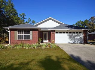 5422 Columbia Ave, Milton, FL 32570