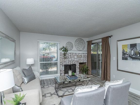 2nd image of 7283 Florin Mall Dr APT 1