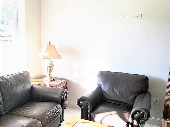 2nd image of 1610 Avenue F