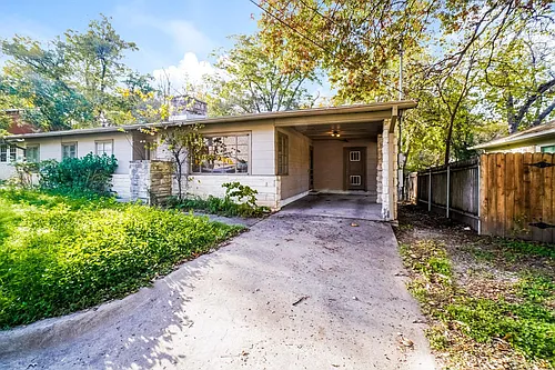 2910 Hampton Rd Photo 1