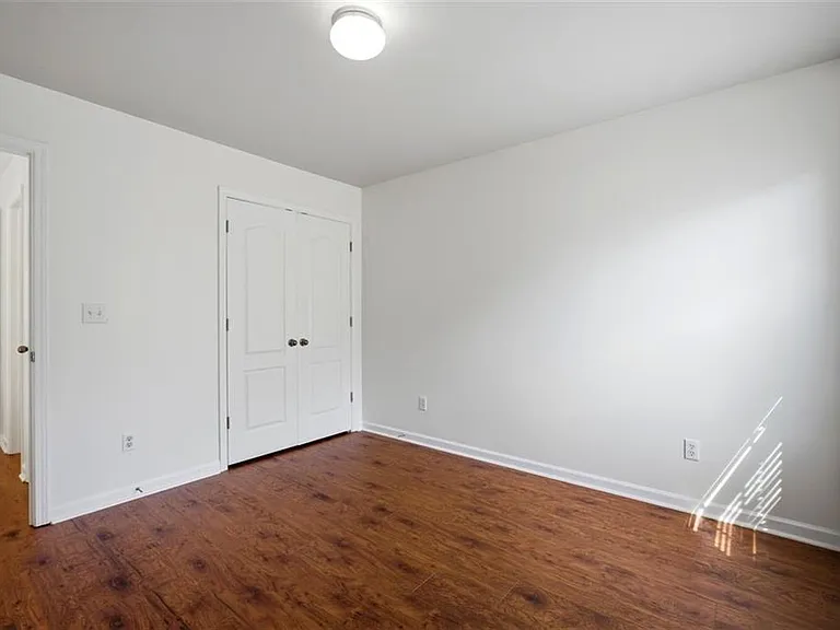 6425 White Walnut Way — Photo 23