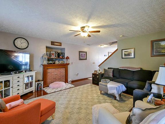 5th image of 1361 Phlox Ave