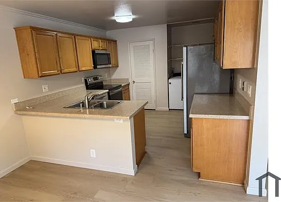 6868 Panamint Row #3 — Photo 6
