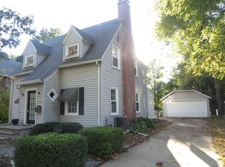 1220 S Church St, Princeton, IL 61356