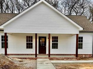 606 W 5th St, Tuscumbia, AL 35674