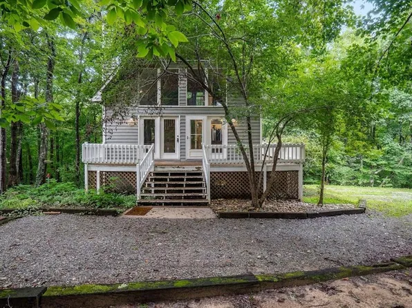 63 Woods Dr, Monterey, TN 38574