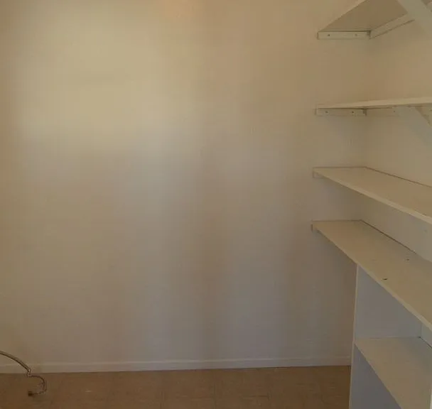 445 N Pine St — Photo 27