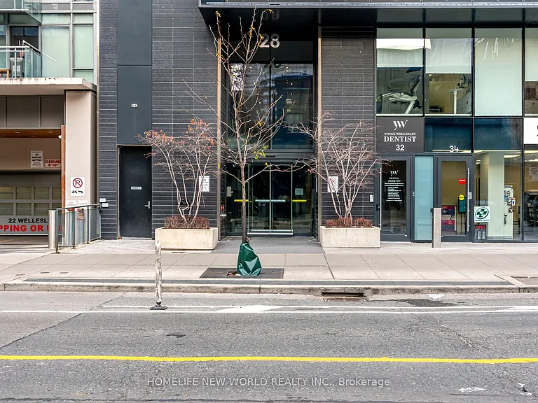 28 Wellesley St E #1606 — Photo 2