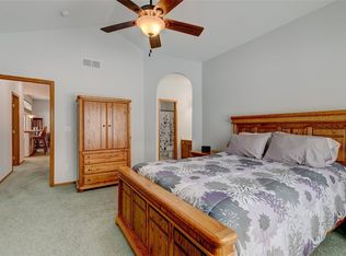 1398 NW 138th St, Clive, IA 50325