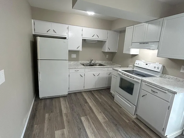 2912 La Salle Ave — Photo 6