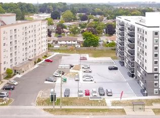 593 Strasburg Rd #211, Kitchener, ON N2E 4J1