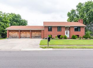 2409 Crums Ln, Jeffersonville, IN 47130
