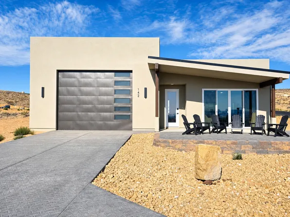 142 Dunn Dr, Page, AZ 86040