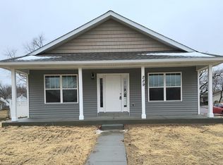 229 Whitelaw Ave, East Alton, IL