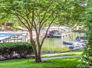 79 Grizzly Ln, Lake Ozark, MO 65049