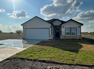 802 CR 520, Dhanis, TX 78850