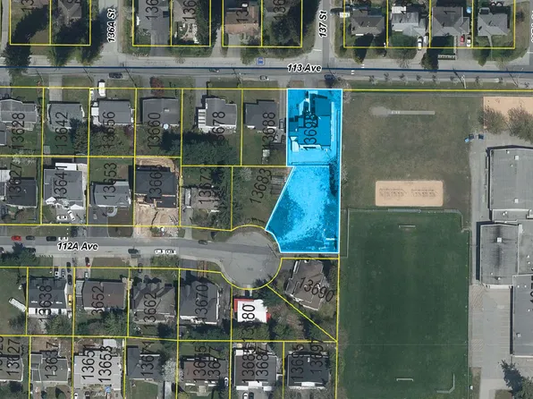 13698 113th Ave, Surrey, BC V3R 2J1