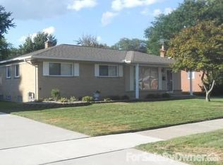 8819 Radner Dr, Sterling Heights, MI 48314