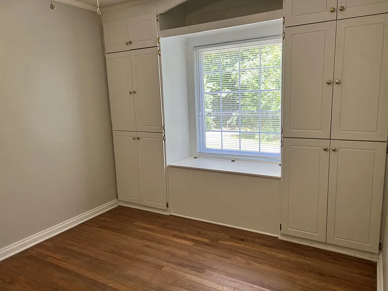 401 Highland St — Photo 12