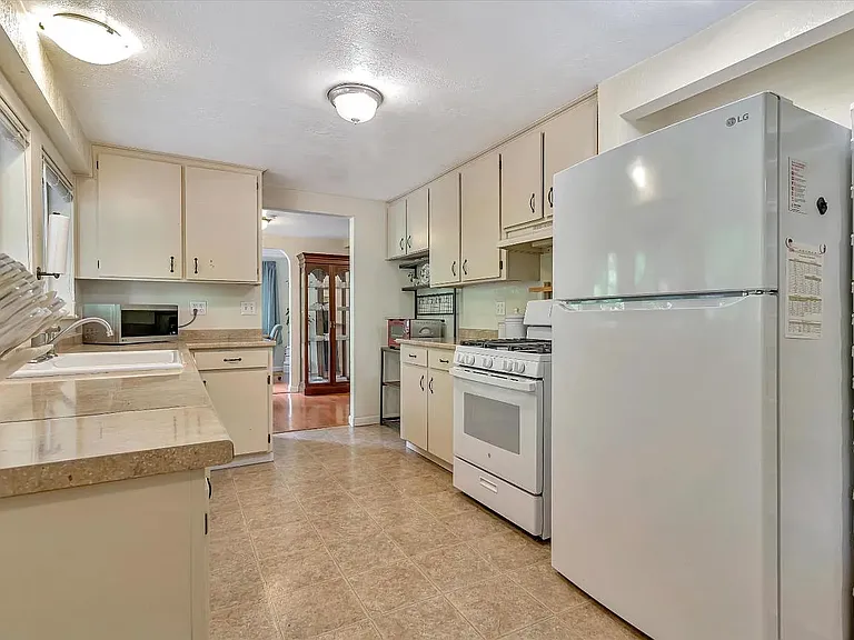9280 Old County Rd — Photo 17