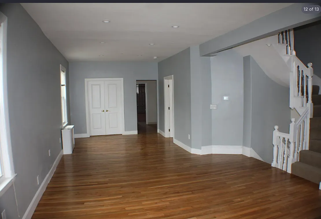 4 bed, 1200 sqft, $4,200 — Photo 2