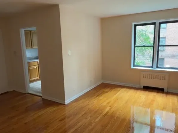 139-05 85th Dr #4G, Jamaica, NY 11435
