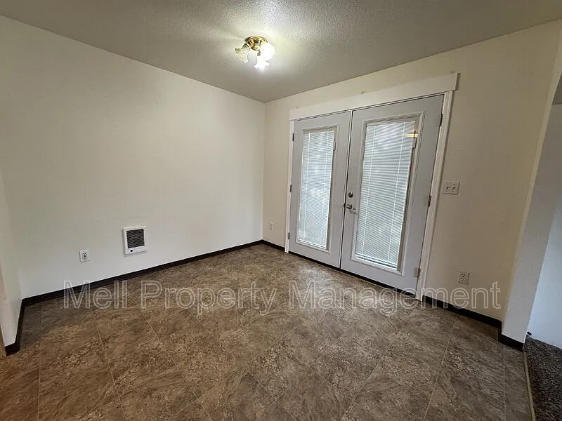 2 bed, 1.0 bath, 864 sqft, $1,650 — Photo 4