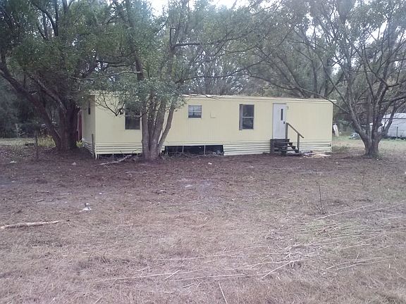 2nd image of 26652 Glenwood Dr