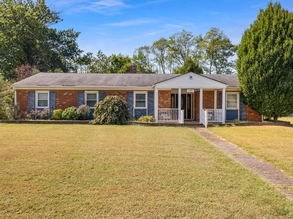 500 Hiawatha Trl, Georgetown, KY 40324