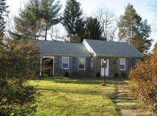 612 Old Gulph Rd, Narberth, PA 19072