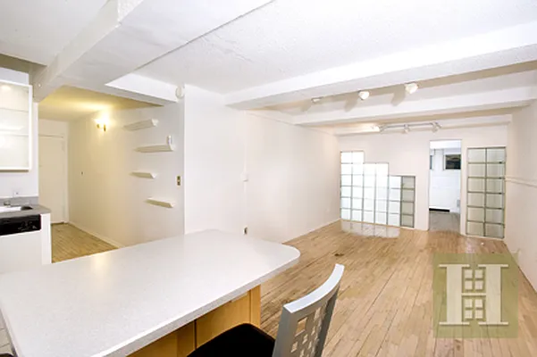 Rented by Halstead Real Estate | media 10