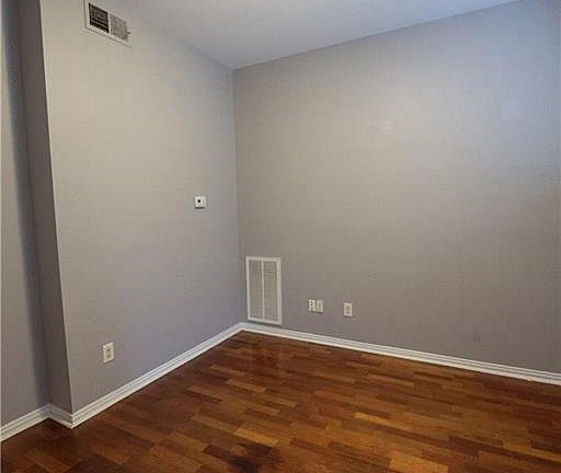 5th image of 2213 Molly Ln