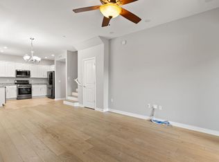 17850 N 68th St UNIT 1011, Phoenix, AZ 85054