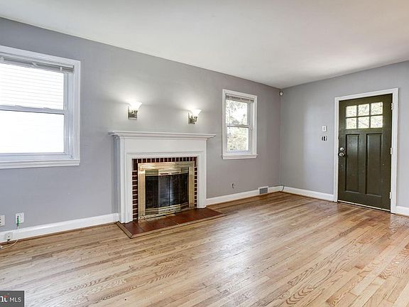 2nd image of 6802 Dunhill Rd