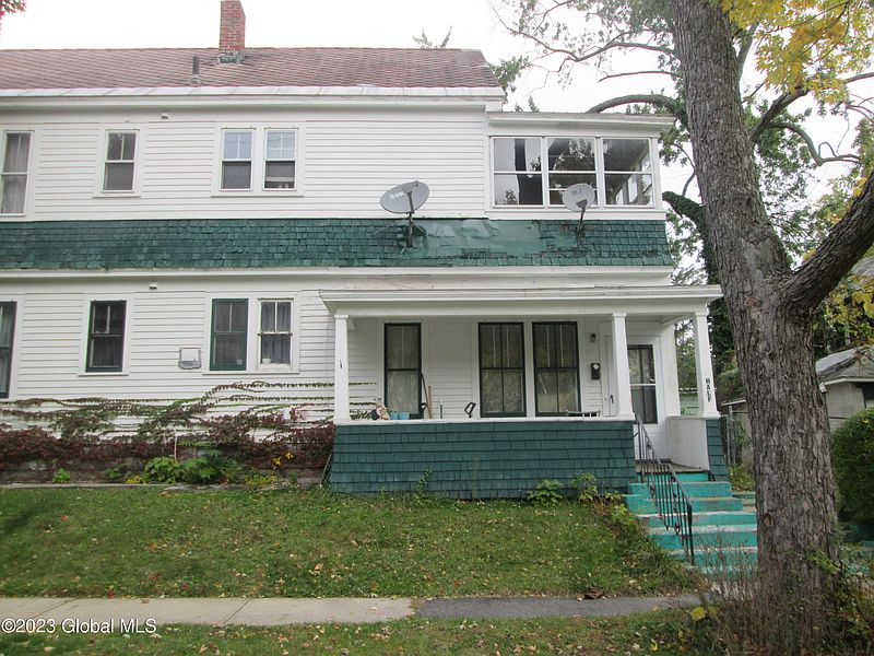 3rd image of 143 Elmer Avenue