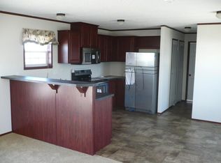 1326 Cambridge Ln, Caro, MI 48723