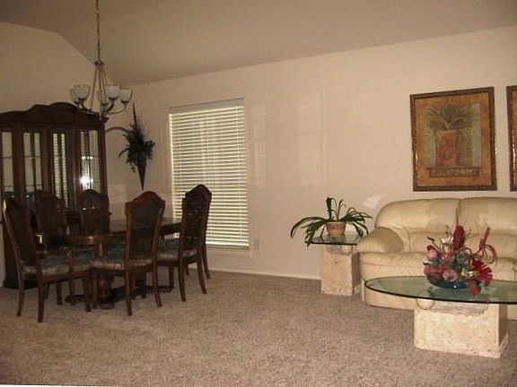5th image of 118 Dogwood Trl