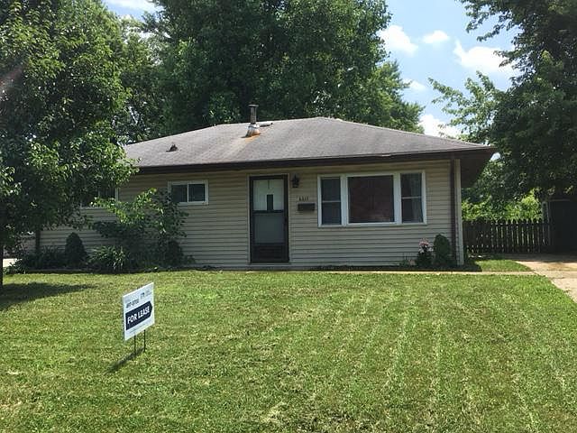 1st image of 2217 Meadow Dr