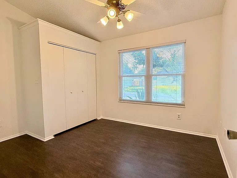 1512 Ison Ln — Photo 11