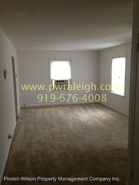 2nd image of 912 Marlborough Rd