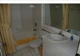5th image of 675 Wiggins Lake Dr APT 102