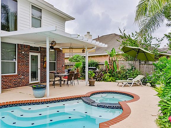 3rd image of 4408 Sugarvine Ct