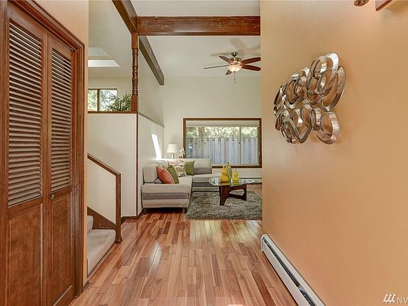 4th image of 2152 Edgewood Cir SE