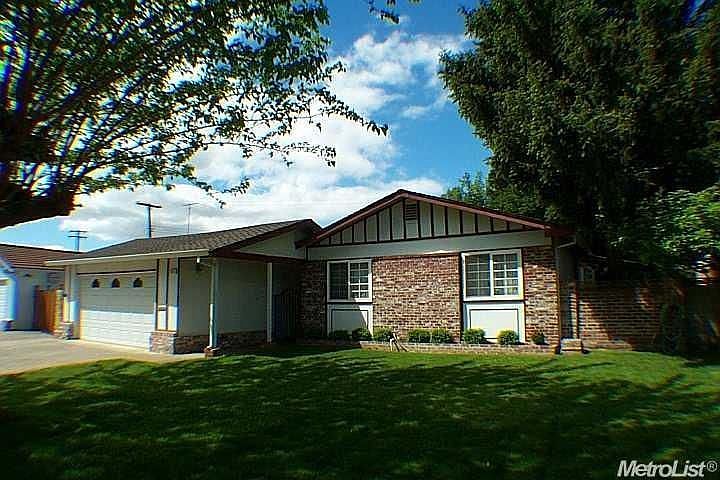 1st image of 2636 Chestnut Hill Dr