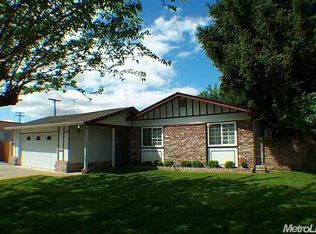 2636 Chestnut Hill Dr, Sacramento, CA 95826