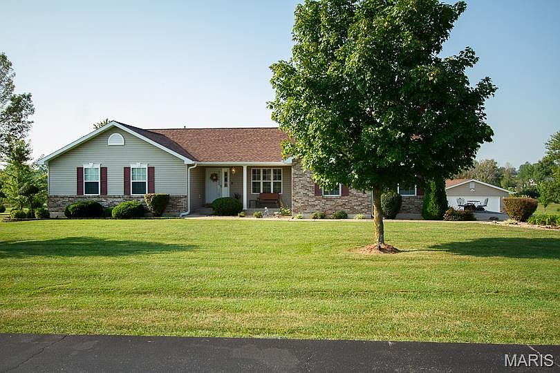 1st image of 120 Plantation Dr