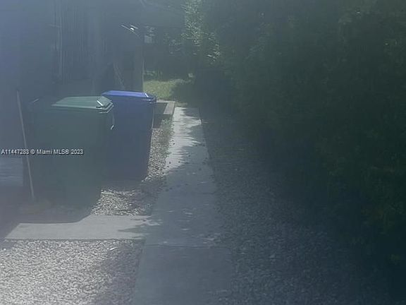 3rd image of 726 NW 70th St #726