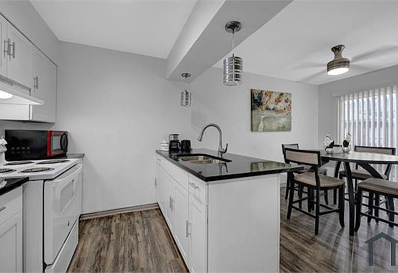 5th image of 5647 Gaston Ave