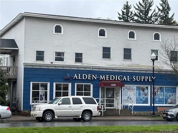 13185 Broadway St, Alden, NY 14004